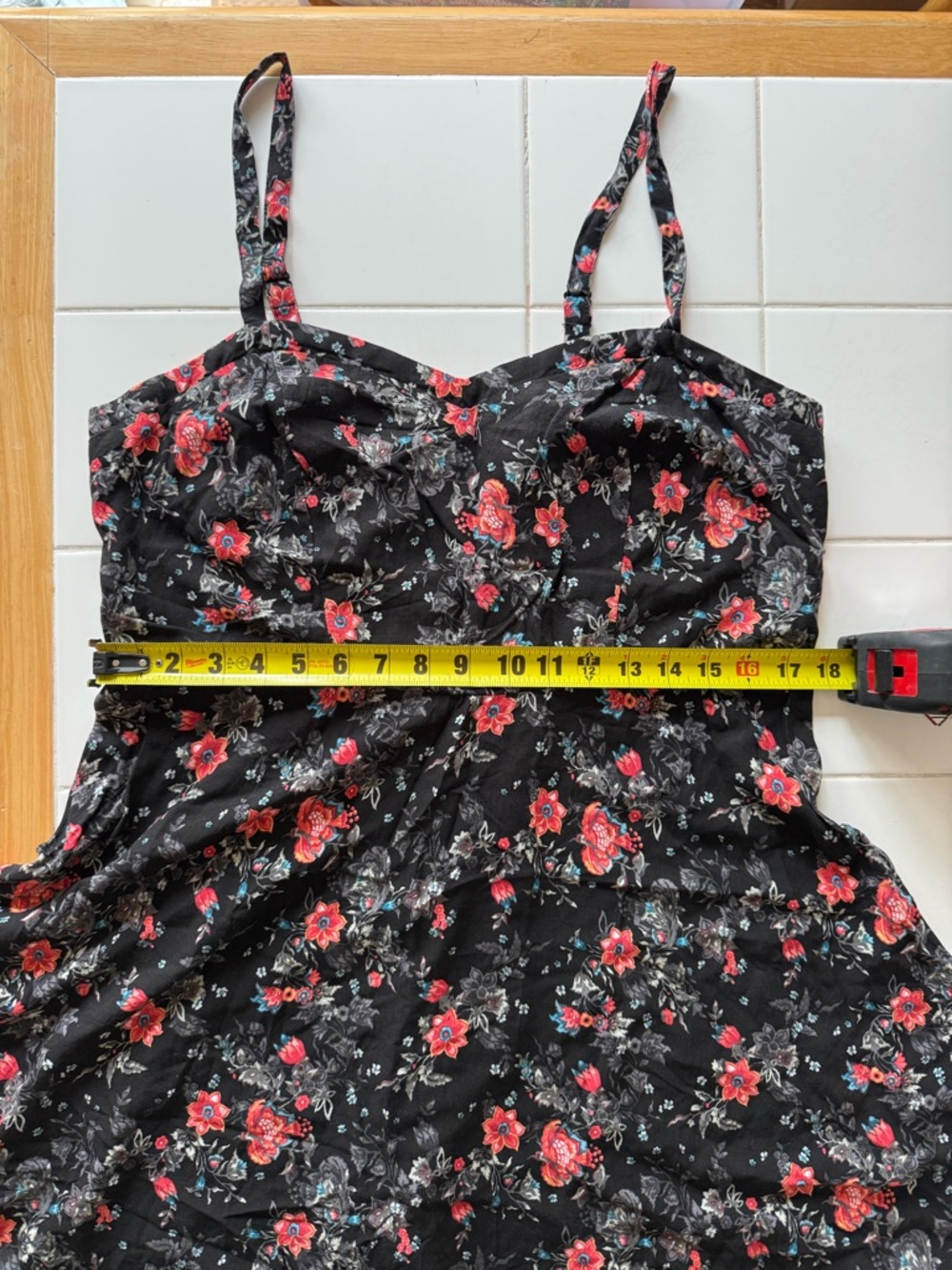 Torrid - Black Floral Skater Dress Smocked Sleeveless Summer NWOT Size 1 (16/18) - Picture 10 of 15